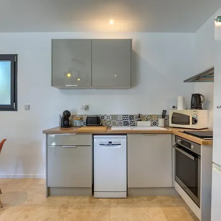 بيت للعطل Maison Nichee Au Coeur Des Pins
