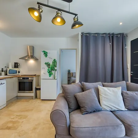 Maison Nichee Au Coeur Des Pins بيت للعطل *
