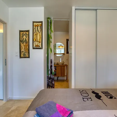 Maison Nichee Au Coeur Des Pins *